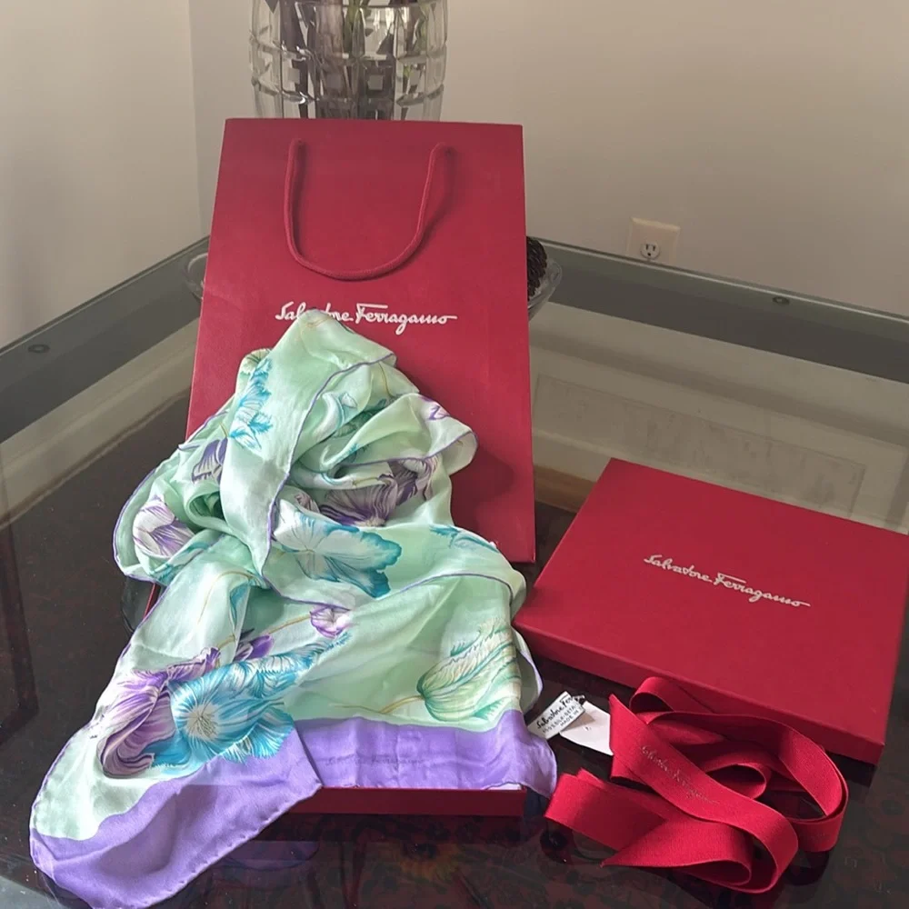 Salvatore Ferragamo 👜 salvatore